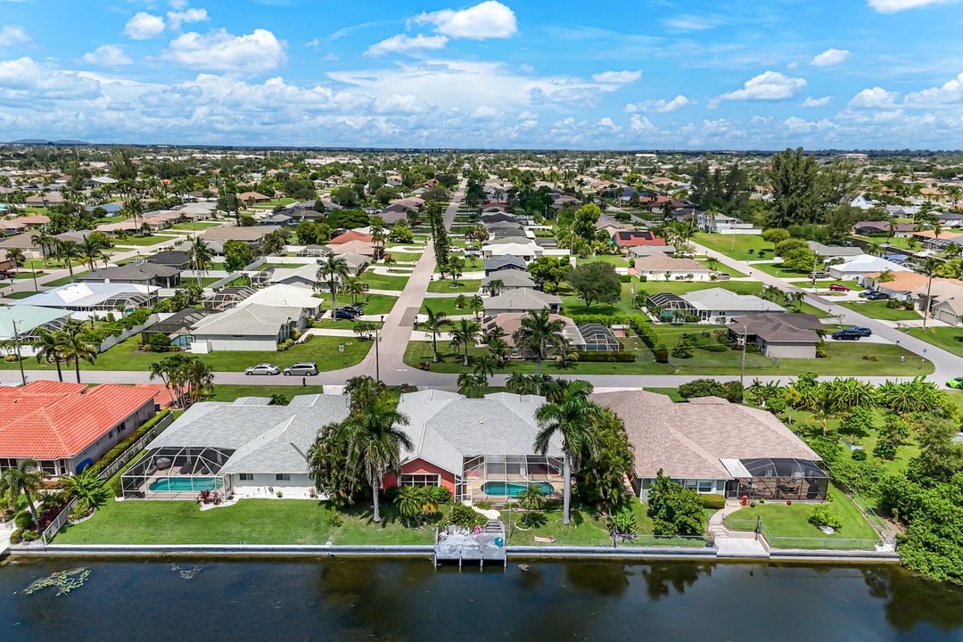 2143 SE 5th Ave, Cape Coral, FL 33990