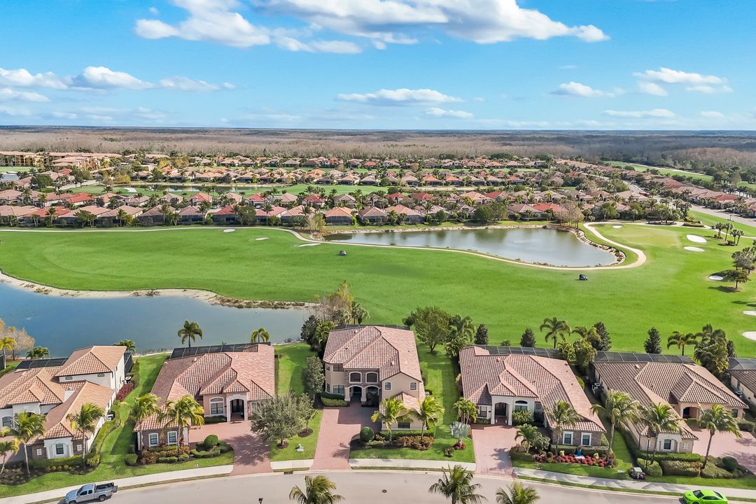 28647 Lisburn Ct, Bonita Springs, FL 34135