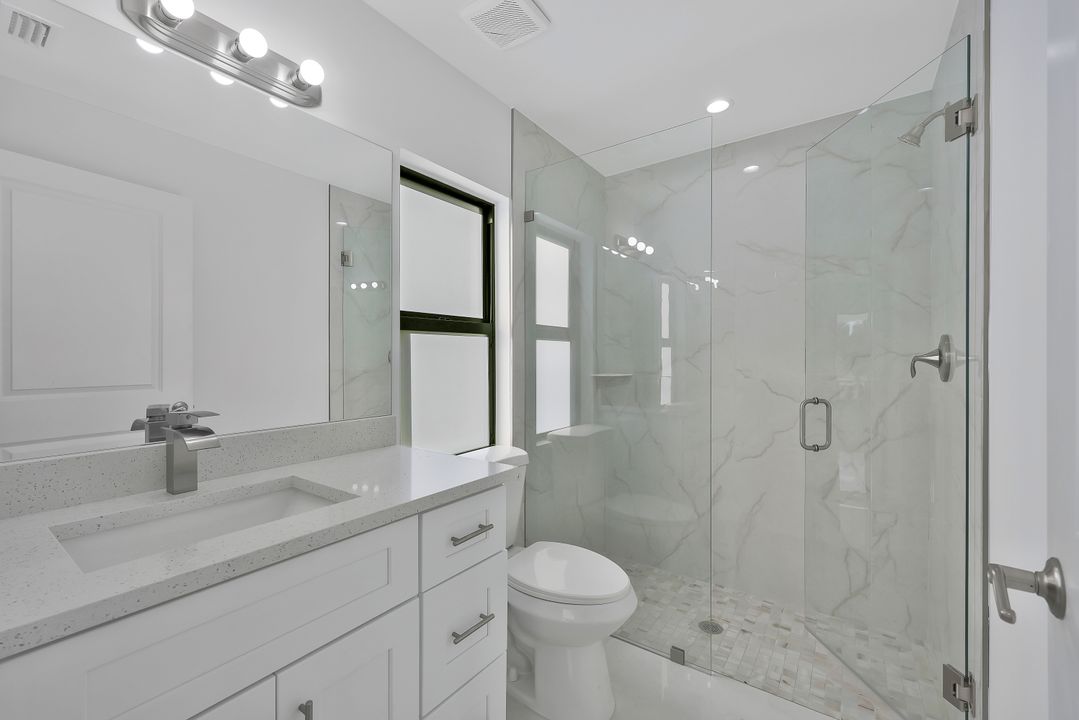 125 Holland St, North Fort Myers, FL 33917