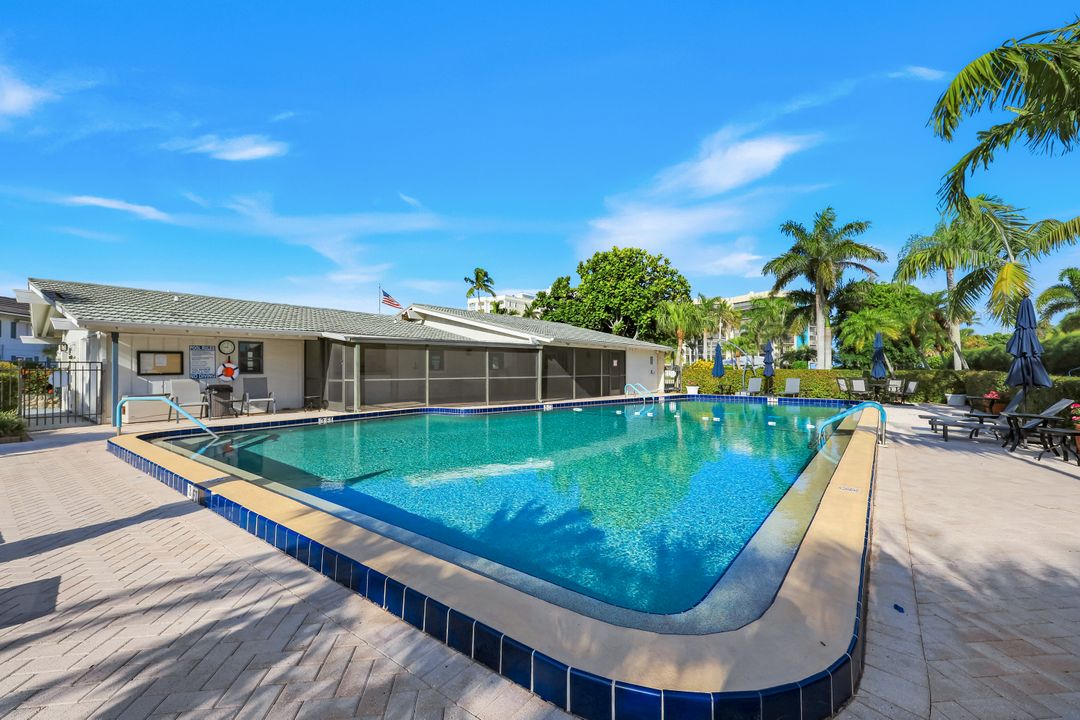 3400 Gulf Shore Blvd N #B4, Naples, FL 34103