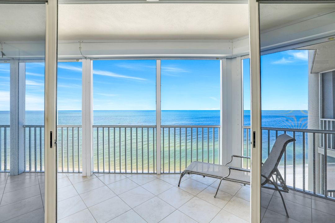 9577 Gulf Shore Dr #801, Naples, FL 34108