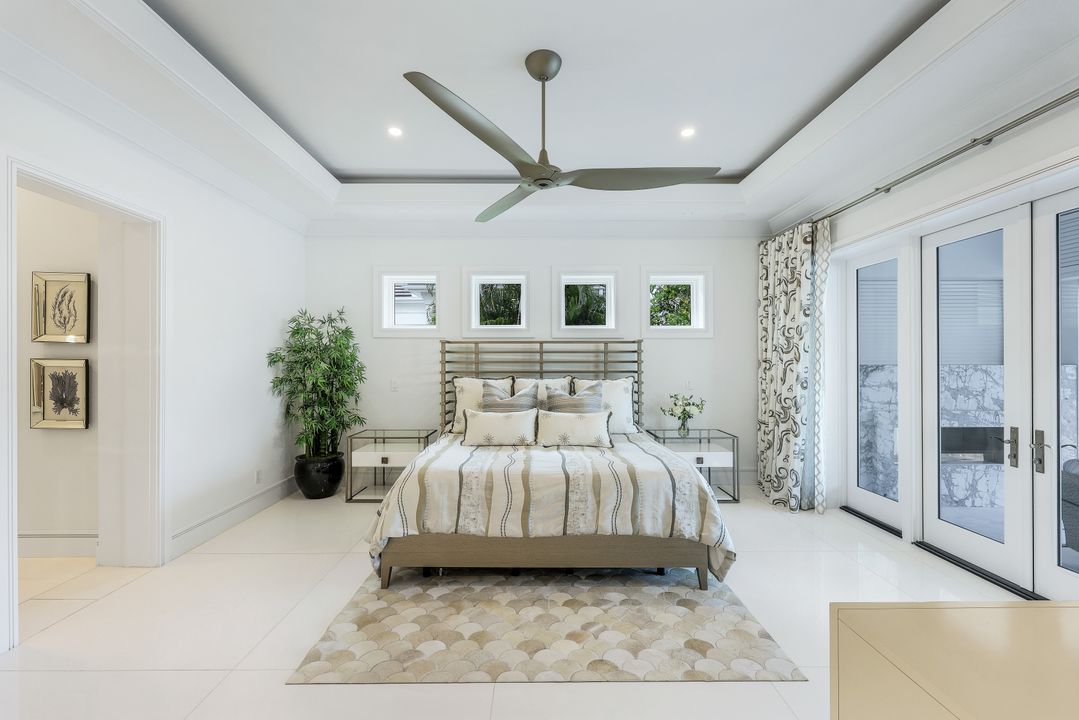 309 Neapolitan Way, Naples, FL 34103