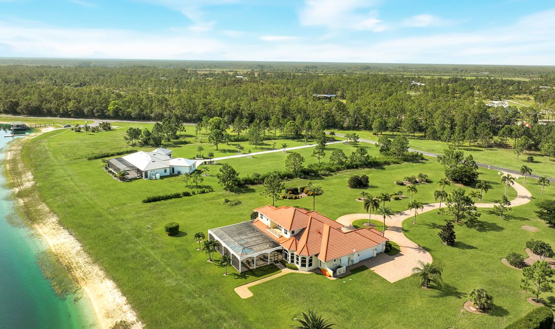 20301 Barefoot Ski Blvd, Estero, FL 33928