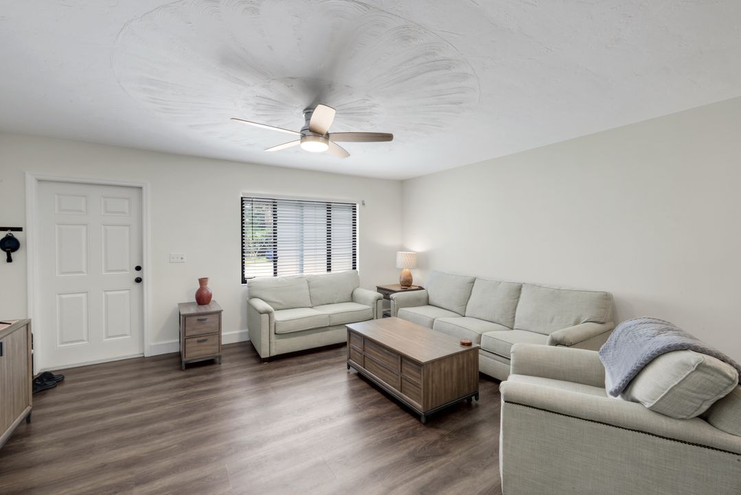 27051 Edgewood St, Bonita Springs, FL 34135