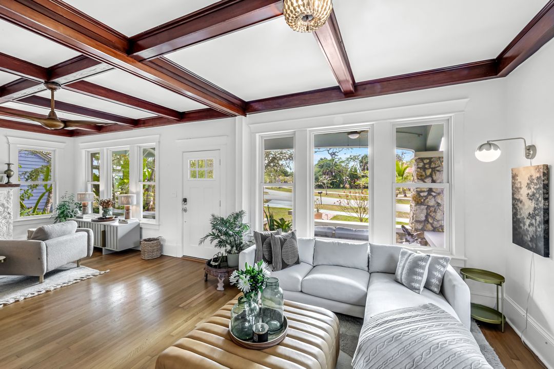 1473 Barcelona Ave, Fort Myers, FL 33901