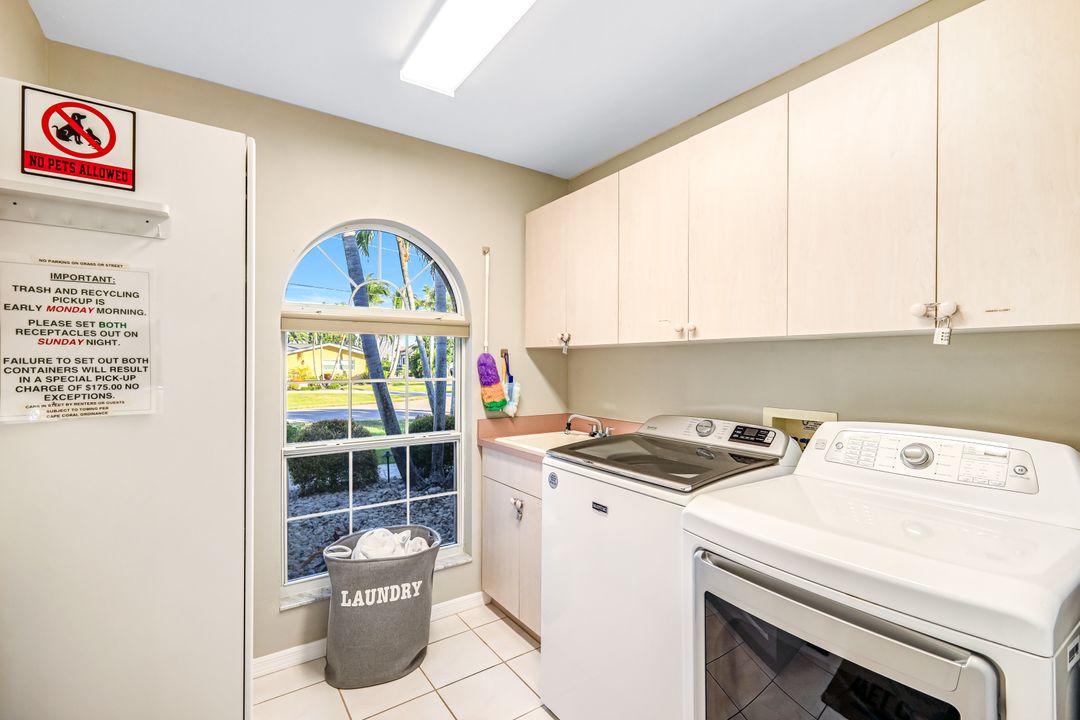 4934 SW 2nd Pl, Cape Coral, FL 33914