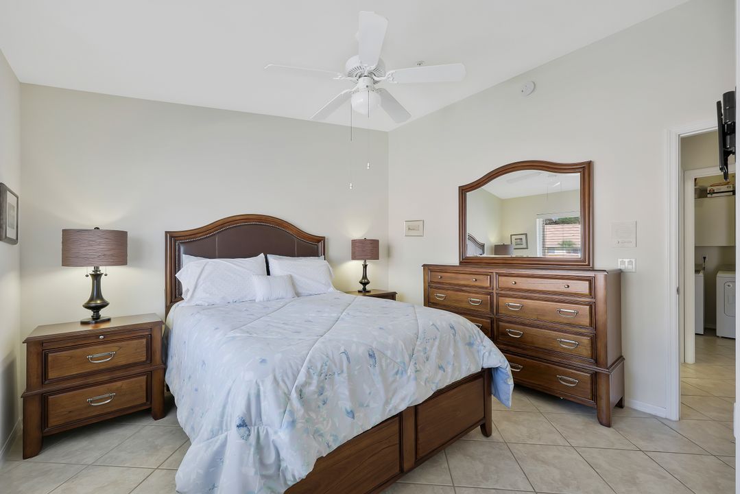 2395 Bayou Ln #4, Naples, FL 34112