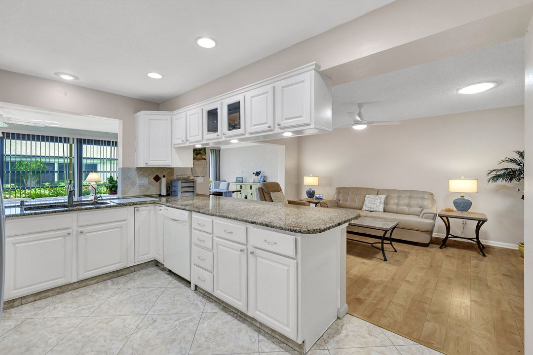 1214 Medinah Dr, Fort Myers, FL 33919