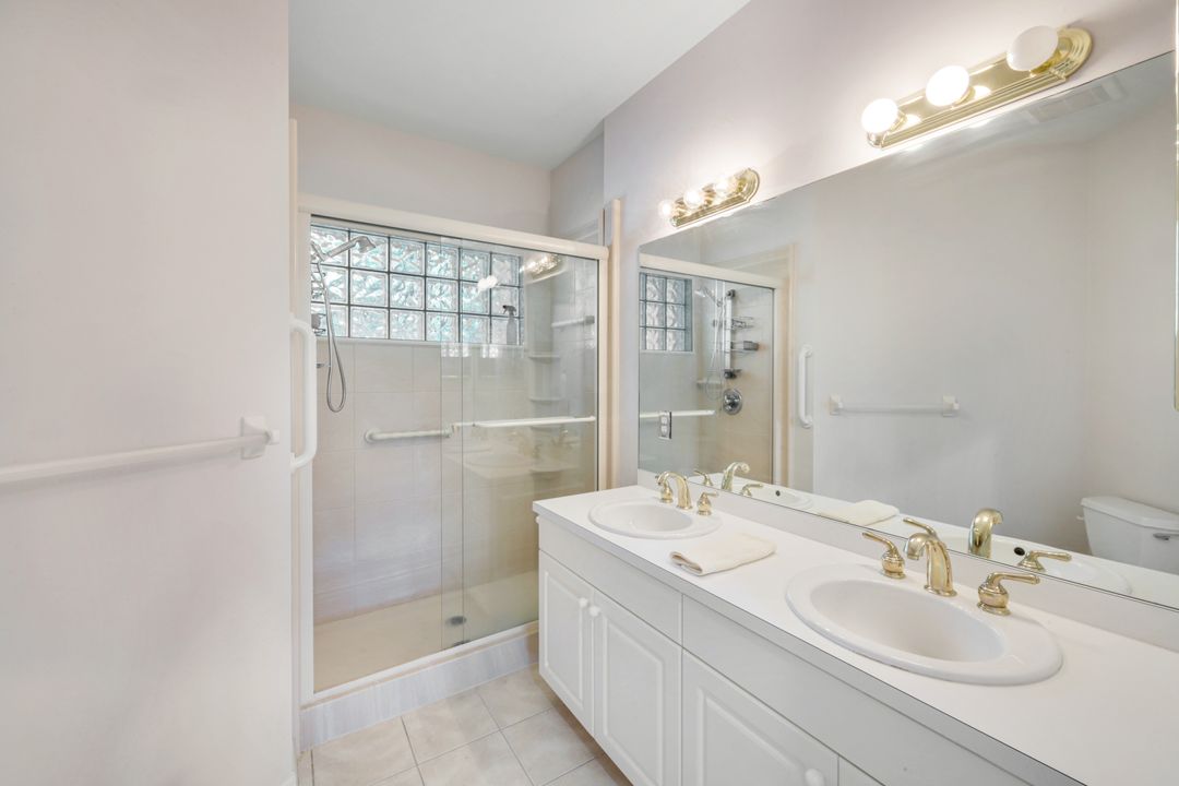 9630 Village View Blvd #202, Bonita Springs, FL 34135
