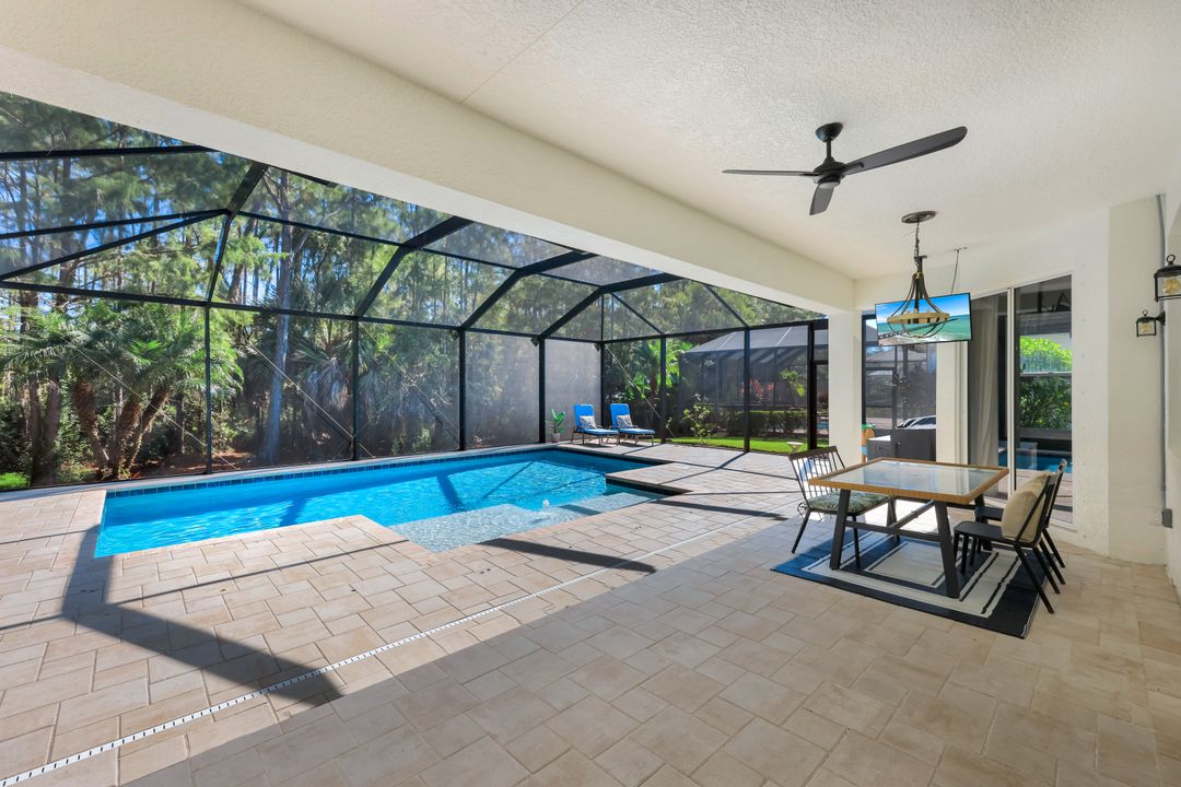 12631 Biscayne Ct, Naples, FL 34105