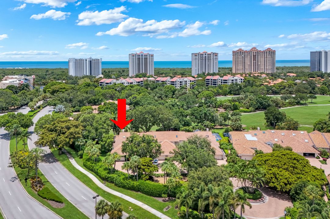 6619 Trident Way, Naples, FL 34108
