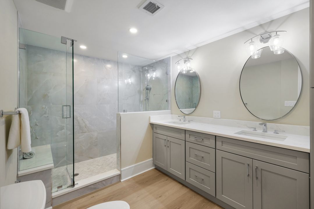 6075 Pelican Bay Blvd # 104, Naples, FL 34108