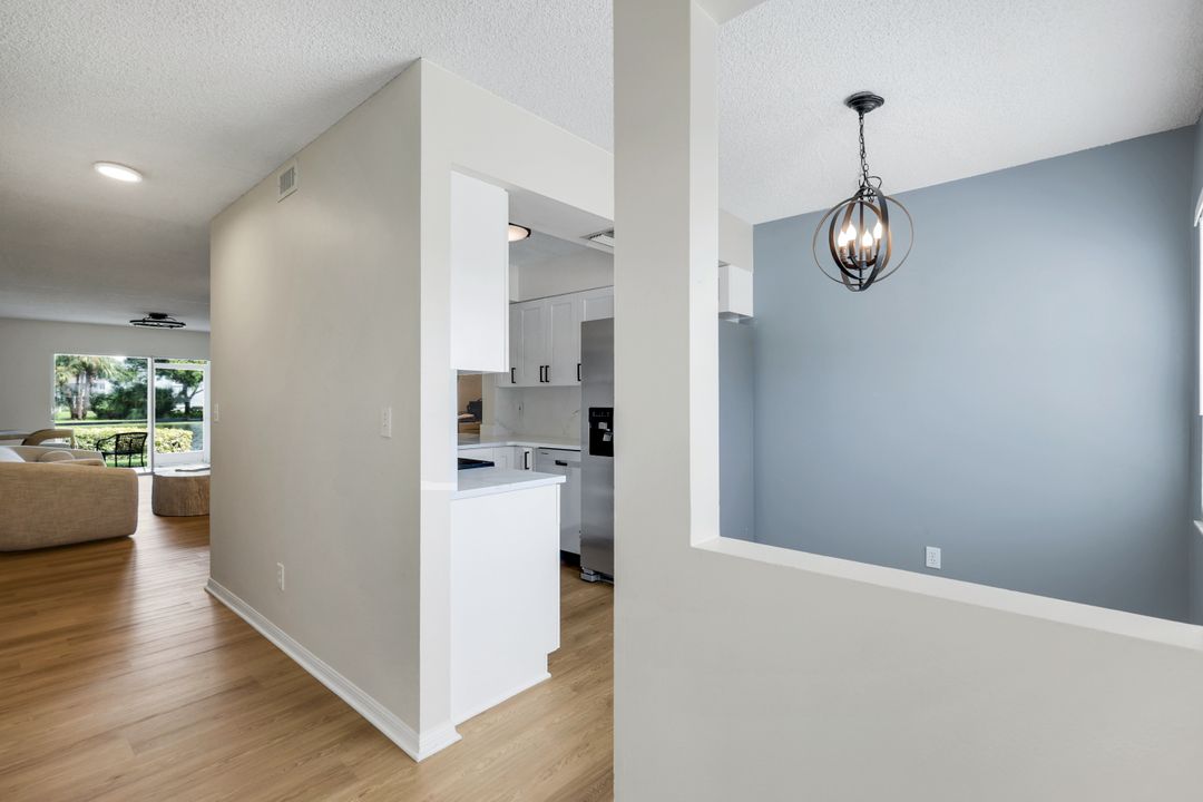 121 Wading Bird Cir #B-103, Naples, FL 34110