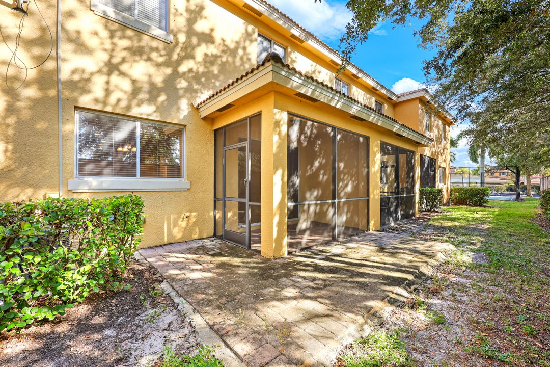 20720 Brassy Pine Way #29, Estero, FL 33928