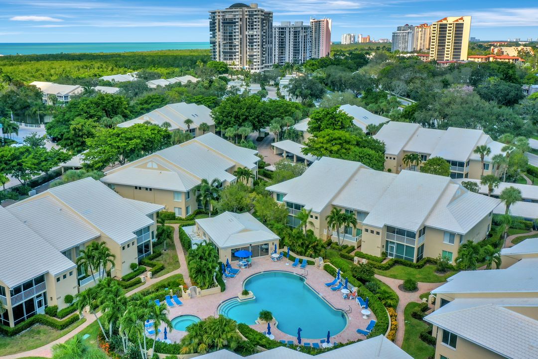 5801 Glencove Dr #502, Naples, FL 34108