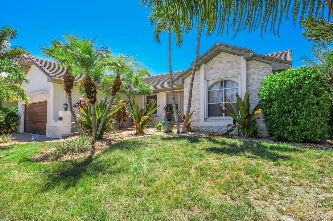 911 Ironwood Ct, Marco Island, FL 34145
