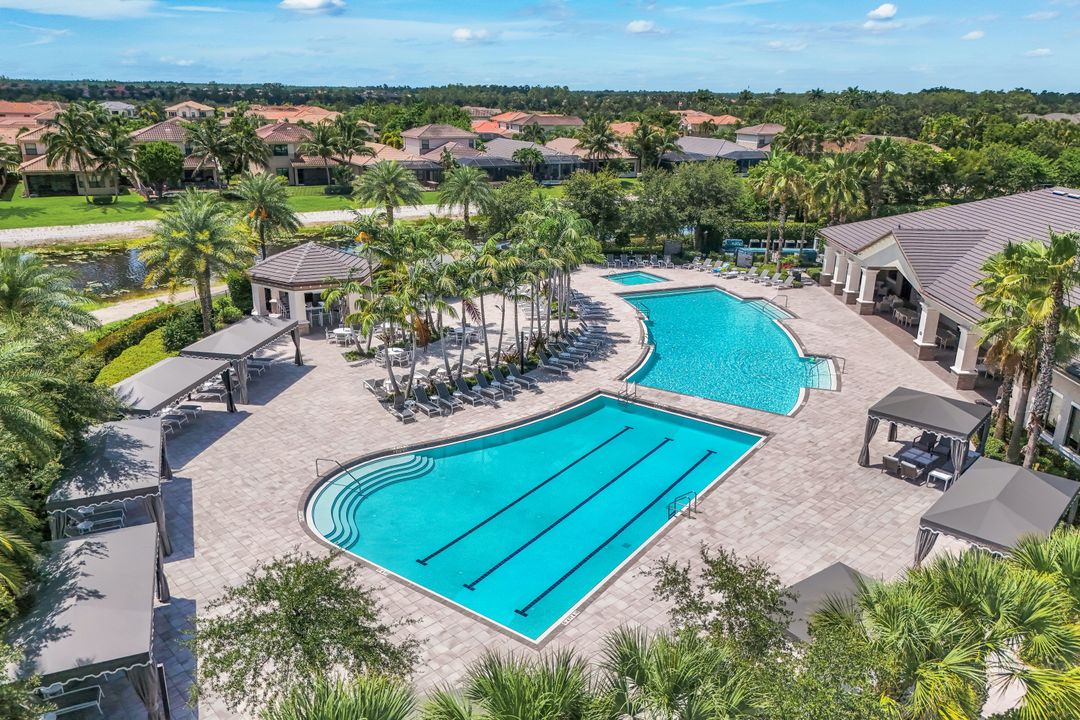 4500 Aurora St, Naples, FL 34119
