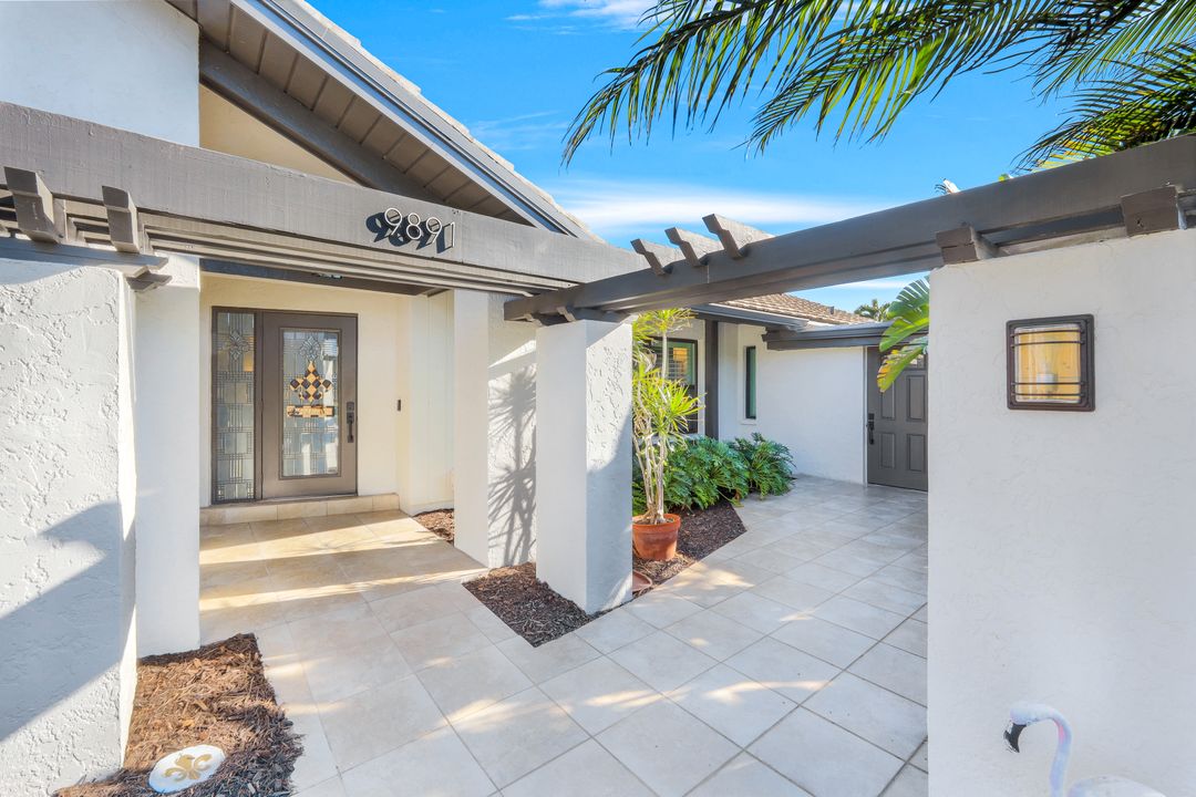 9891 El Greco Cir, Bonita Springs, FL 34135
