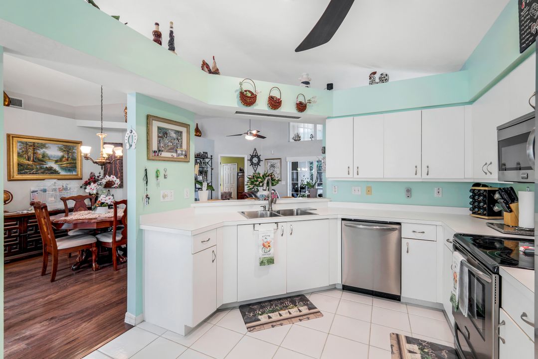 7713 Ahoy Ave, Naples, FL 34109
