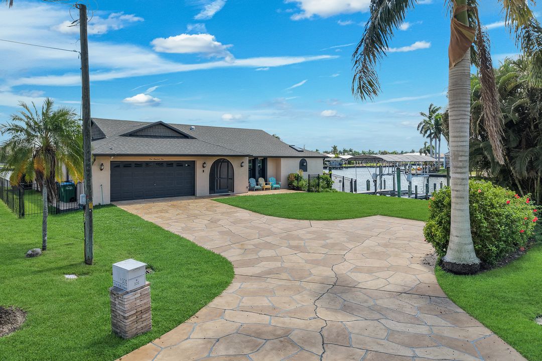 101 SW 50th St, Cape Coral, FL 33914