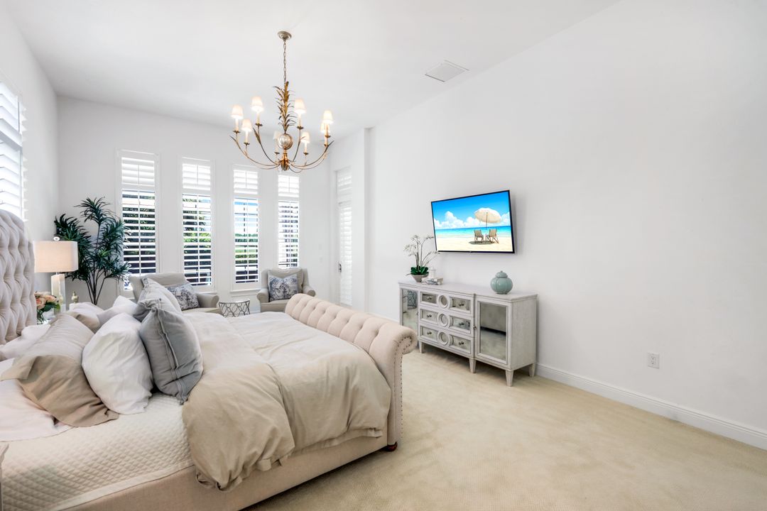 3233 Tavolara Ln, Naples, FL 34114