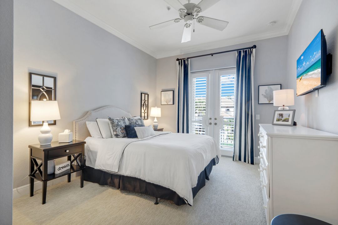 9201 Quartz Ln #201, Naples, FL 34120