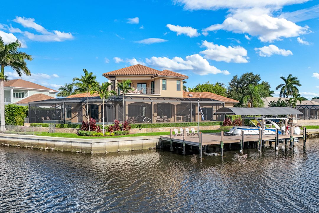 80 Anchor Ct, Marco Island, FL 34145