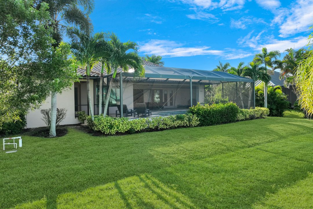 11899 King James Ct, Cape Coral, FL 33991