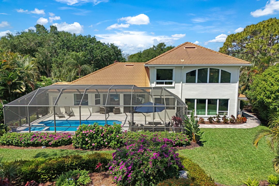 25011 Goldcrest Dr, Bonita Springs, FL 34134