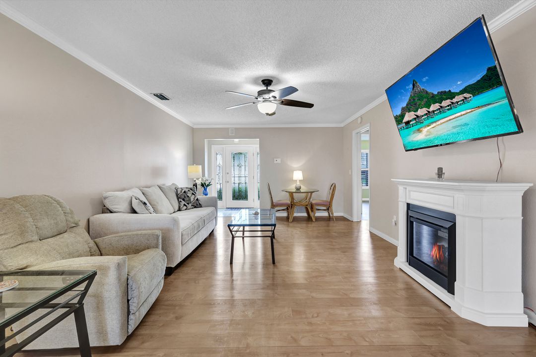 1214 Medinah Dr, Fort Myers, FL 33919