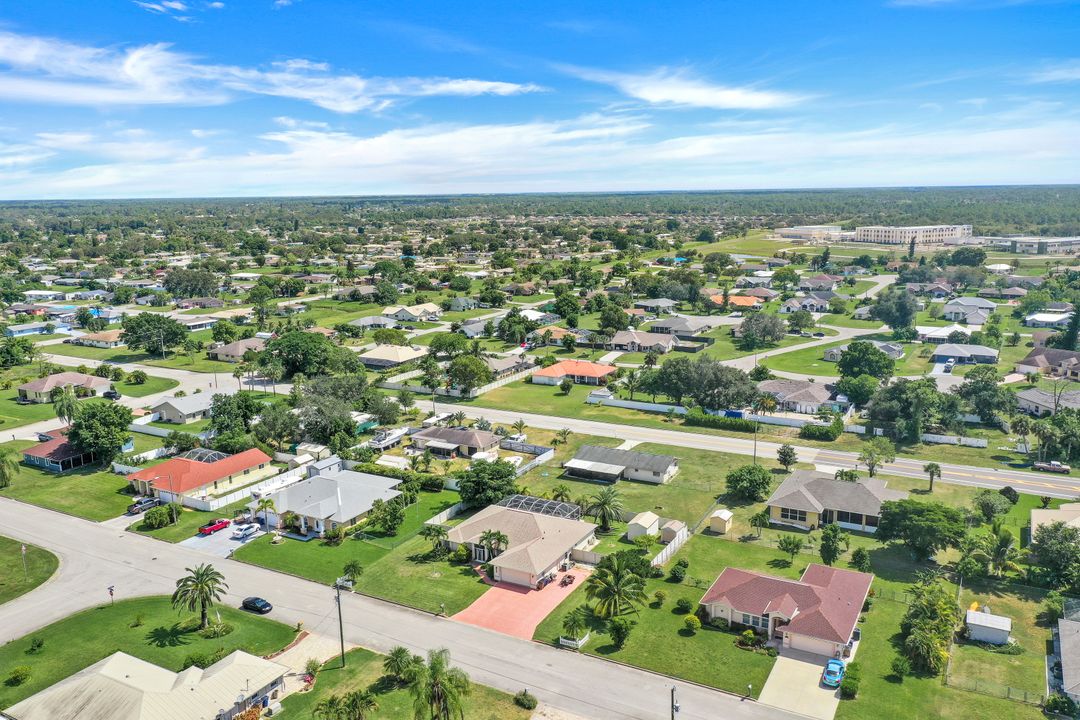 207 Plainfield St, Lehigh Acres, FL 33936