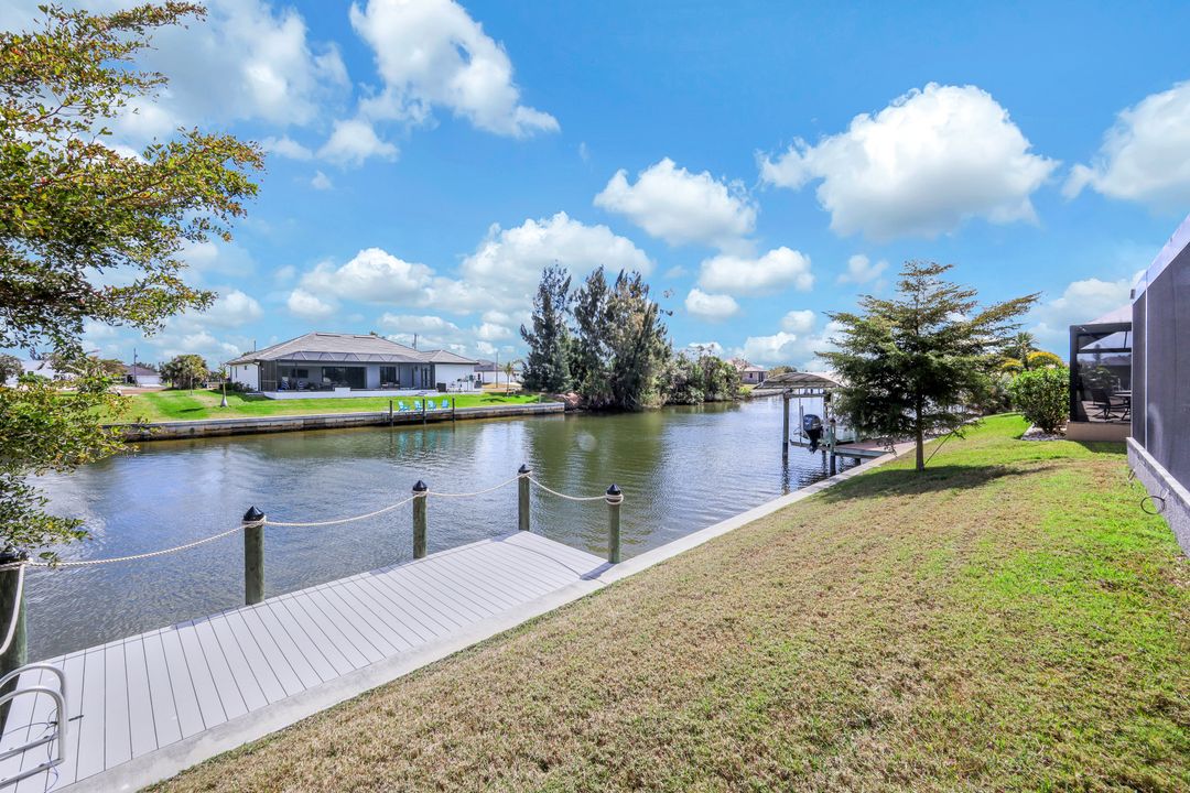 2319 NW 38th Ave, Cape Coral, FL 33993