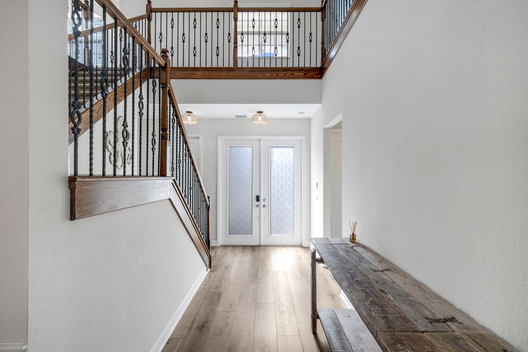 6619 Marbella Dr, Naples, FL 34105