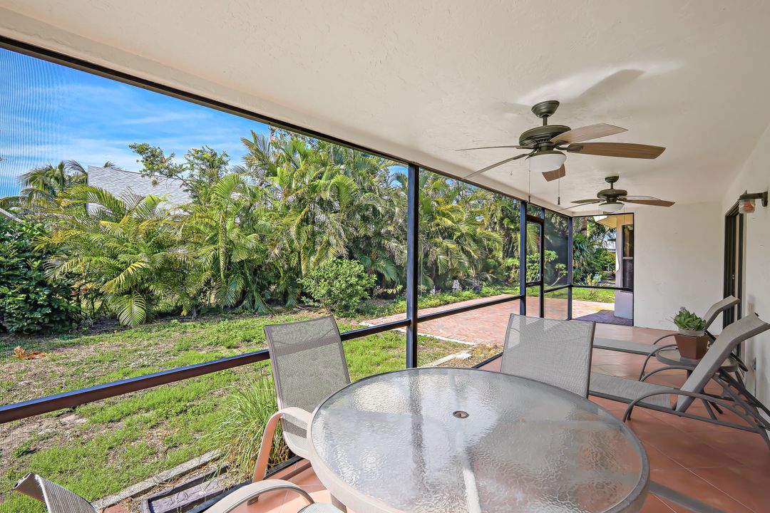 13142 Regent Cir, Fort Myers, FL 33966