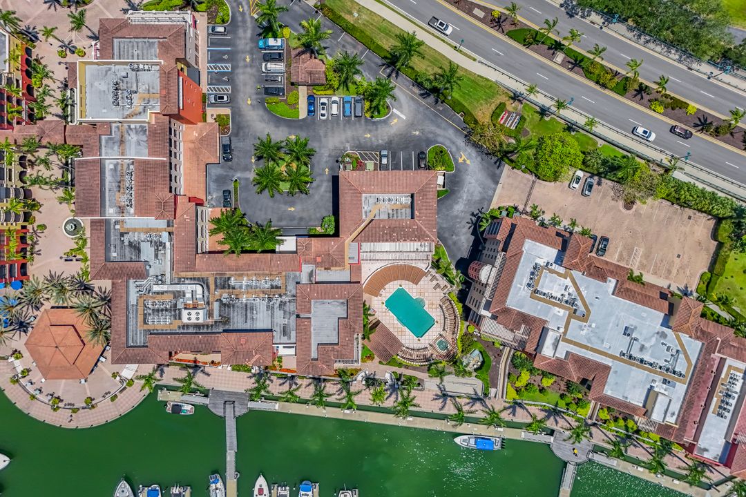 620 Rockport Ct, Marco Island, FL 34145