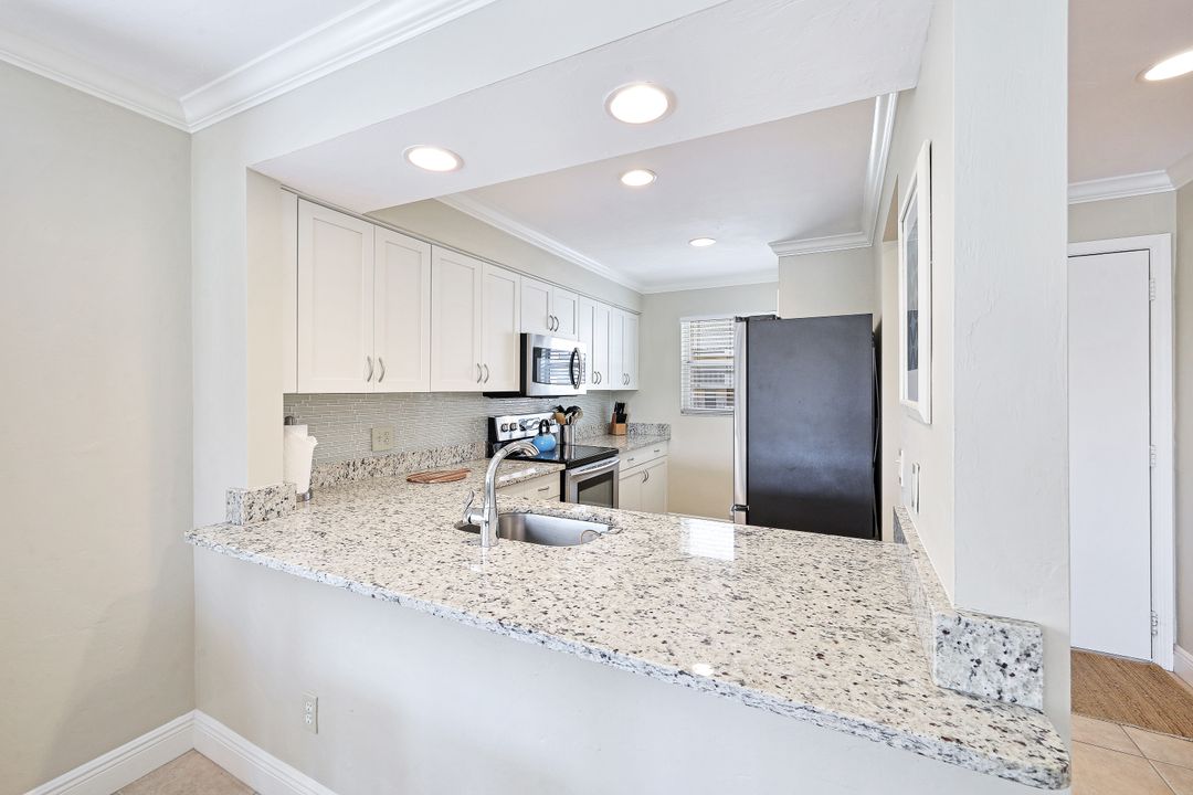 1060 Swallow Ave #207, Marco Island, FL 34145