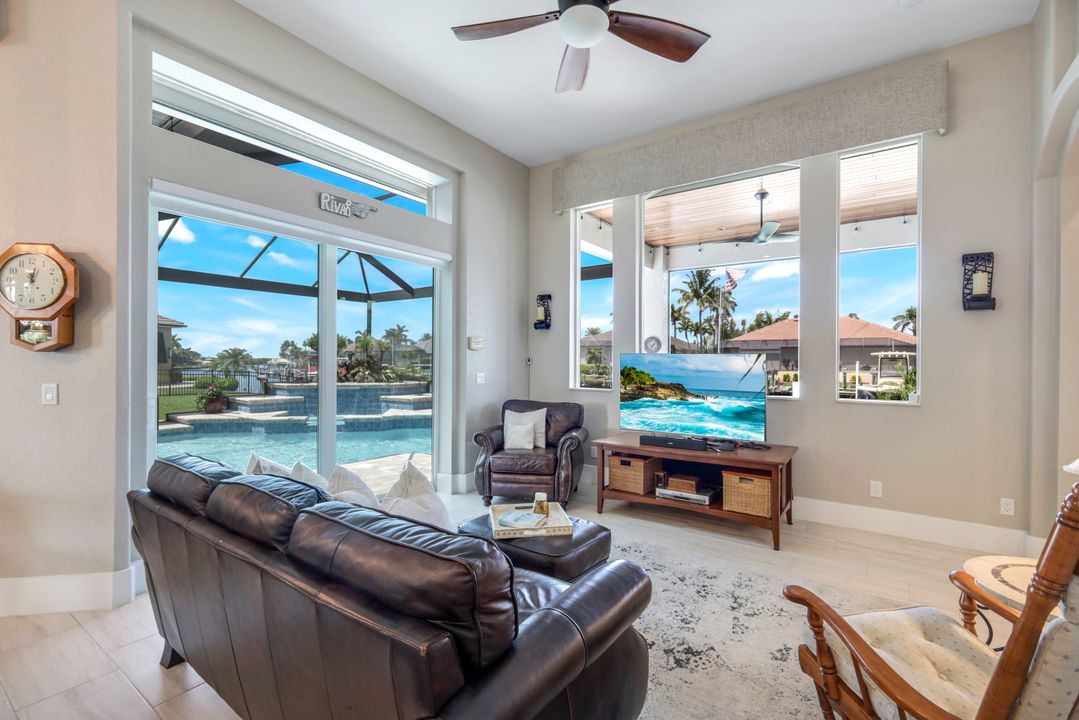 5606 Merlyn Ln, Cape Coral, FL 33914