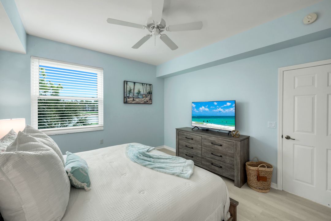 3960 Loblolly Bay Dr #304, Naples, FL 34114