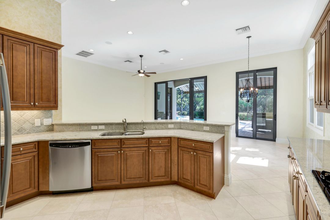 16834 Cabreo Dr, Naples, FL 34110