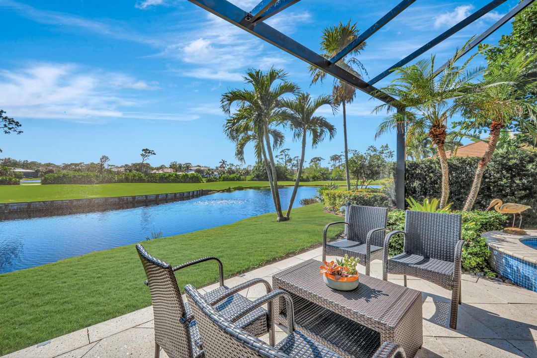 3671 Olde Cottage Ln, Bonita Springs, FL 34134
