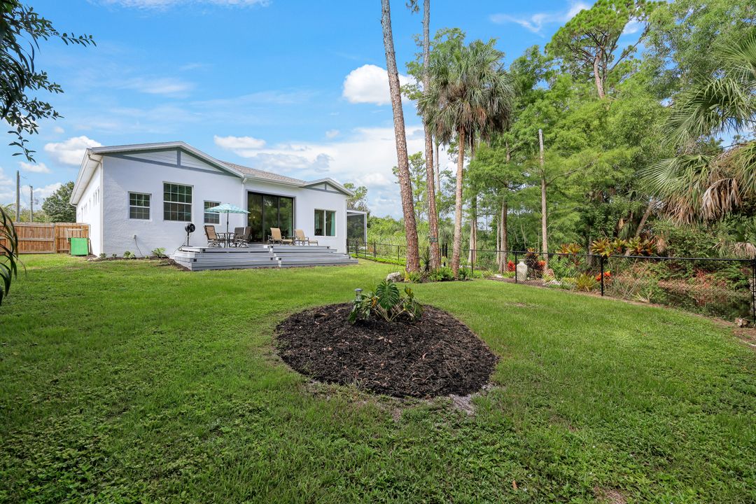 5203 Raintree Ln, Naples, FL 34113