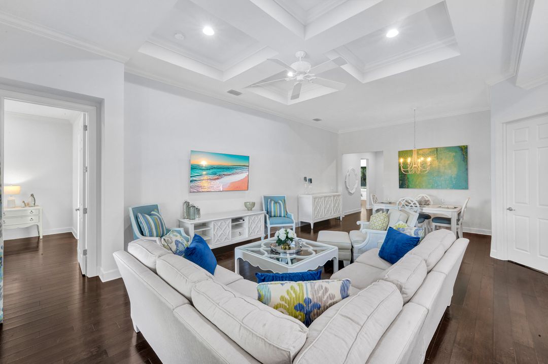 9311 Fieldstone Ln, Naples, FL 34120