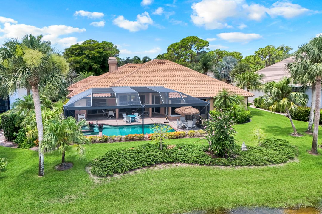 3760 Lakemont Dr, Bonita Springs, FL 34134
