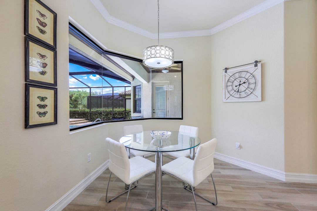 28761 Cavan Ct, Bonita Springs, FL 34135