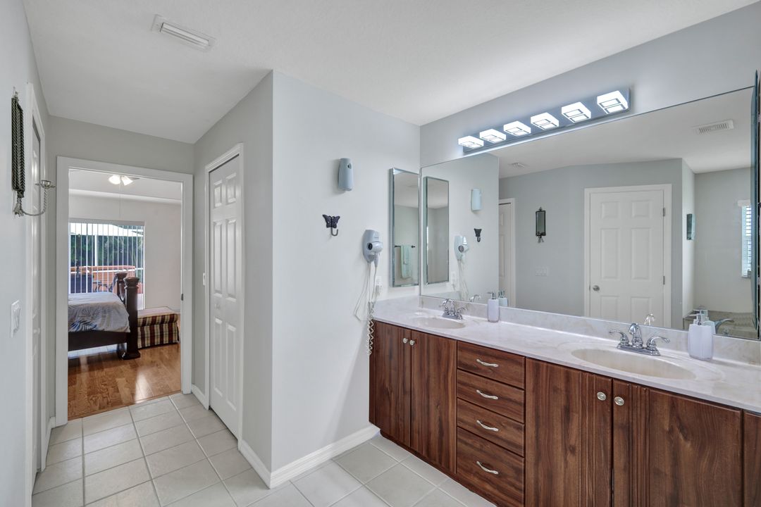 2223 NW 25th Terrace, Cape Coral, FL 33993