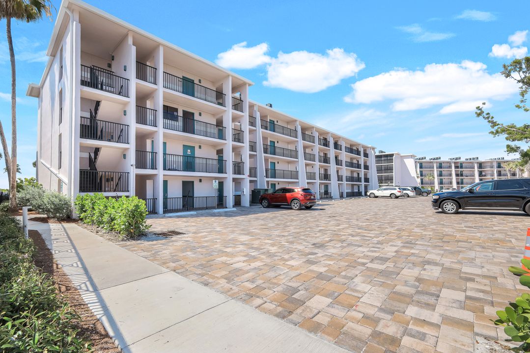 1451 Middle Gulf Dr #J304, Sanibel, FL 33957