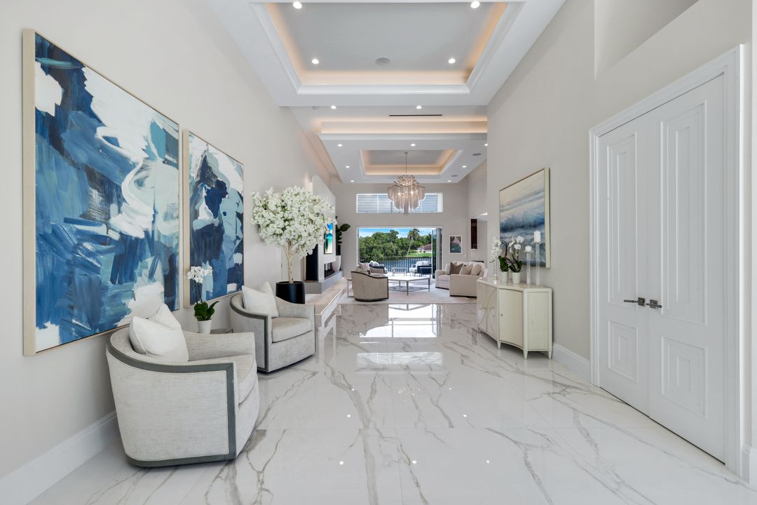 4900 Gulf Shore Blvd N, Naples, FL 34103