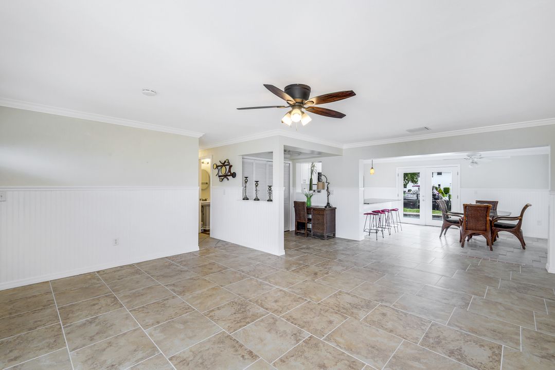 4807 Triton Ct W, Cape Coral, FL 33904