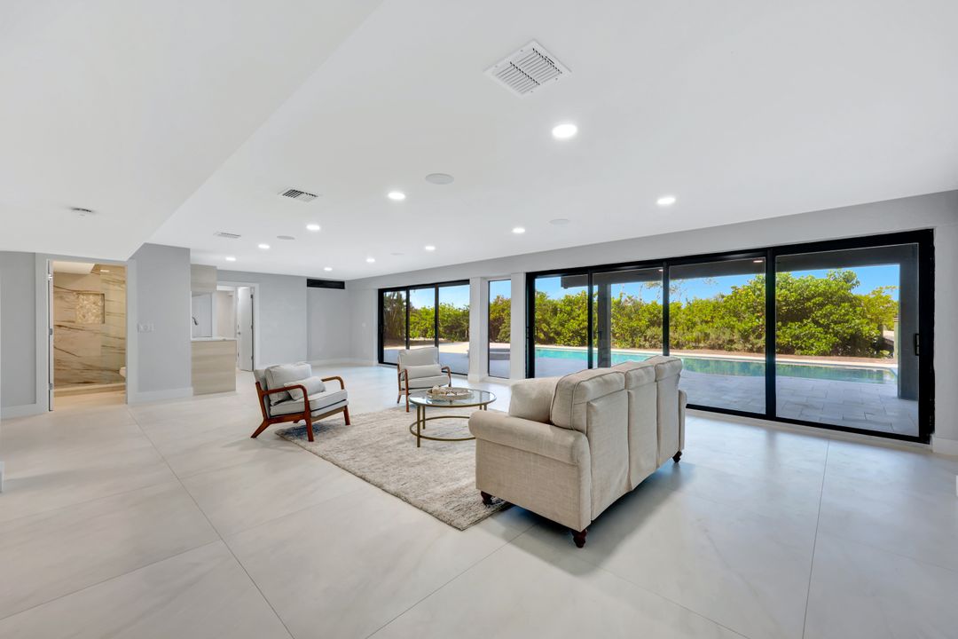 5435 Osprey Ct, Sanibel, FL 33957