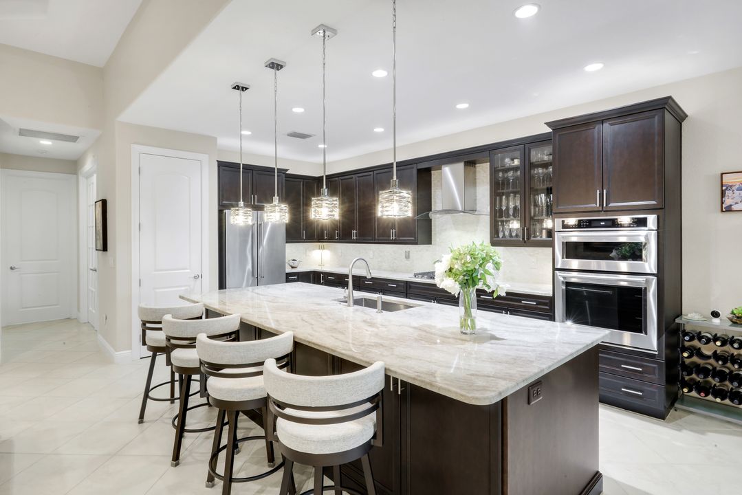 10126 Palazzo Dr, Naples, FL 34119